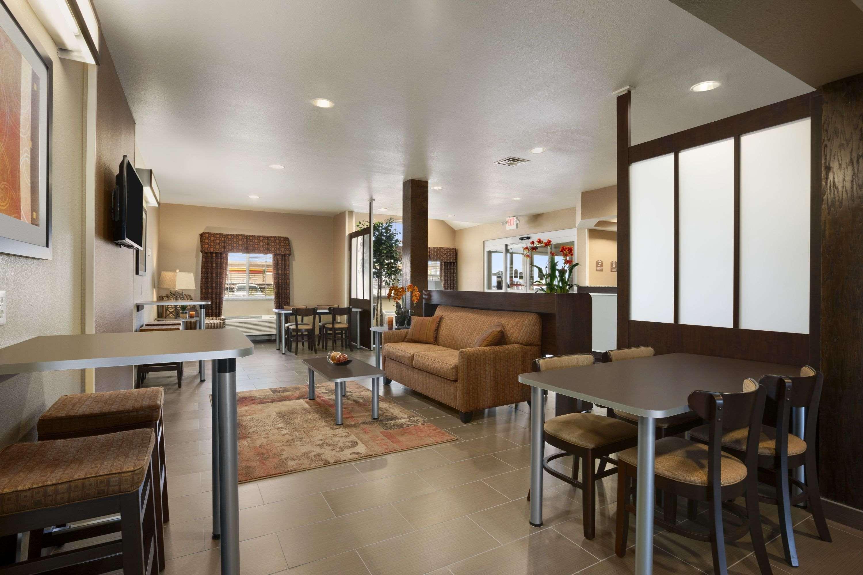 Microtel Inn And Suites Pecos Eksteriør billede